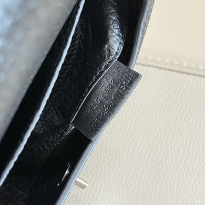 Bv*b*rry satchel bags